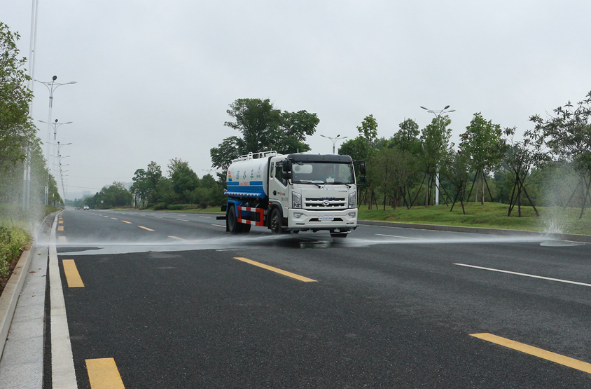 3立方電動(dòng)垃圾車（掛桶）前沖功能演示